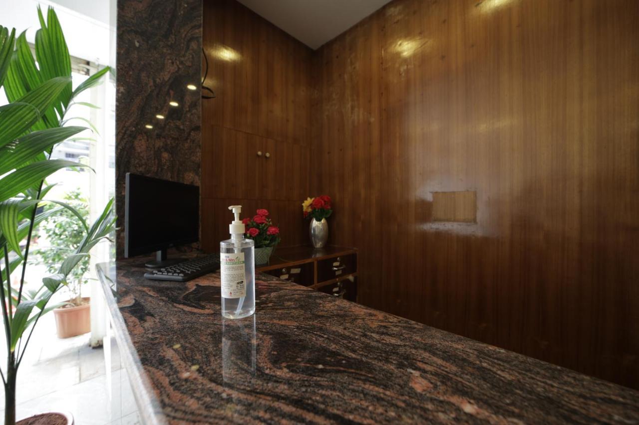 Nadanam Inn Пондичери Екстериор снимка