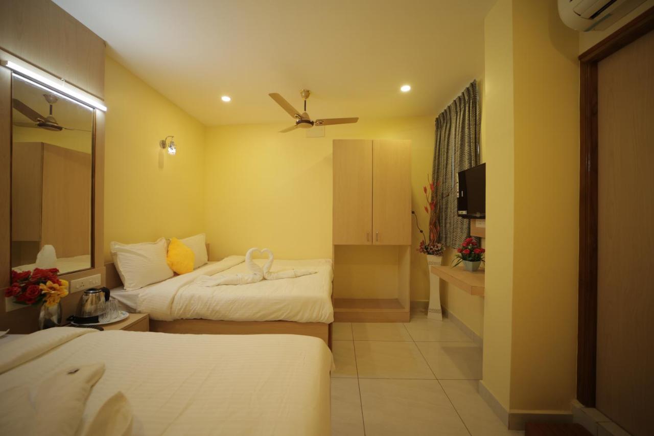 Nadanam Inn Пондичери Екстериор снимка